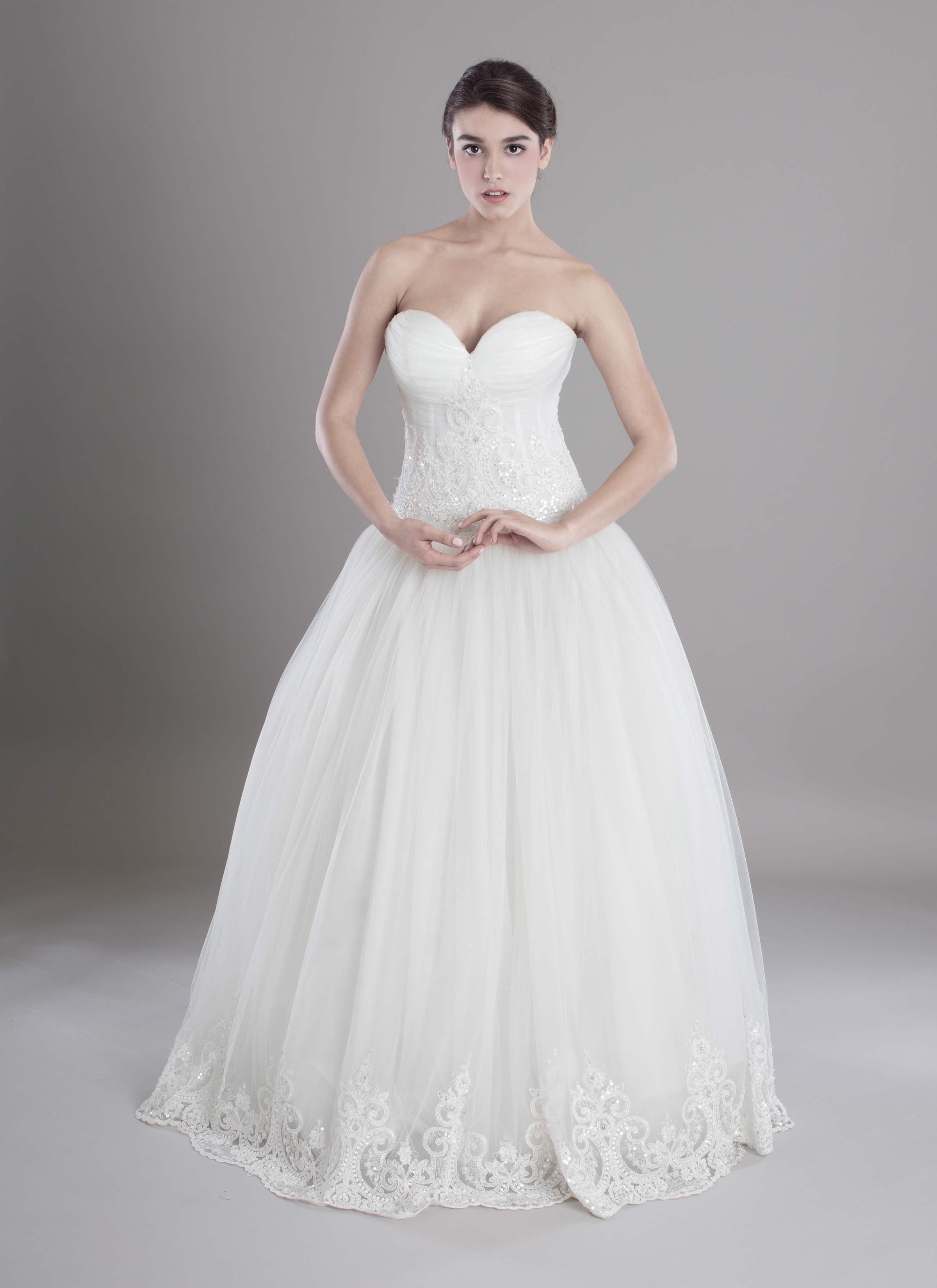 Lucrezia alta moda sposa discount