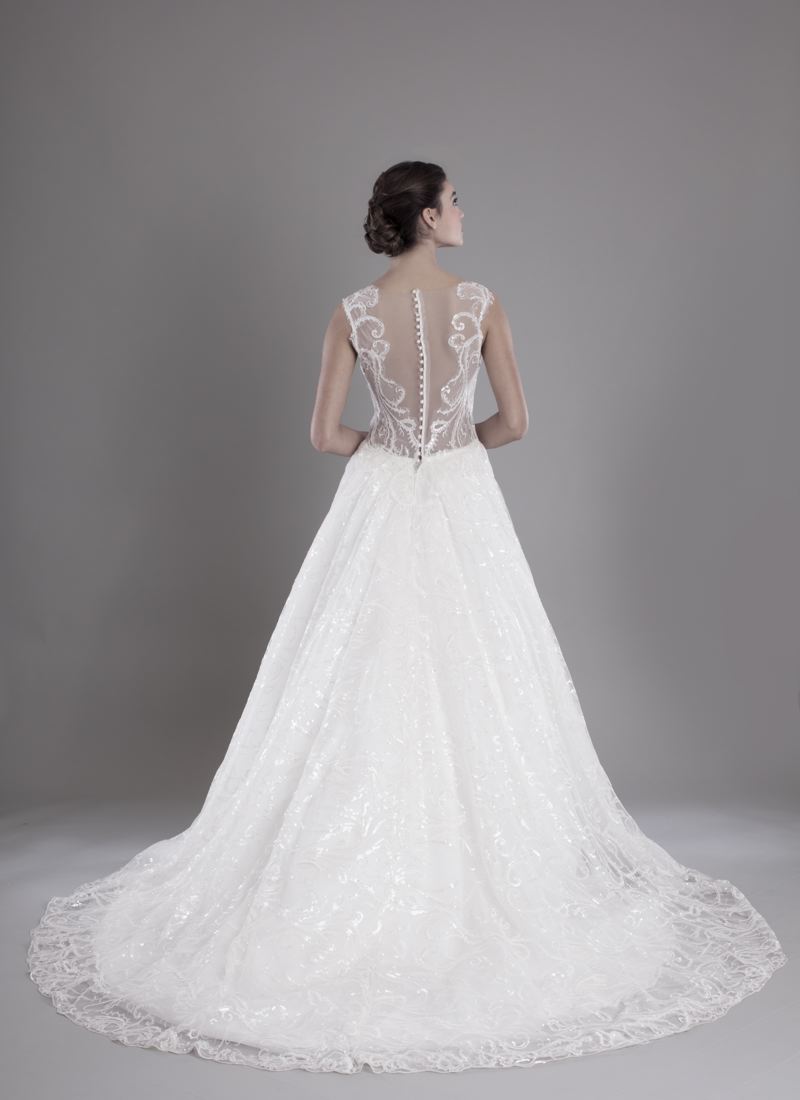 abito-sposa-con-schiena-velata (3)