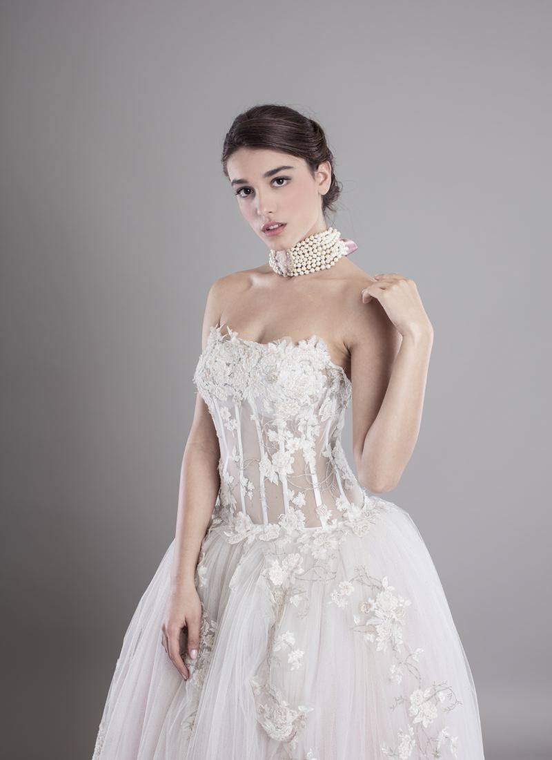 abito-sposa-jenny-tralci-con-corpetto-trasparente (4)