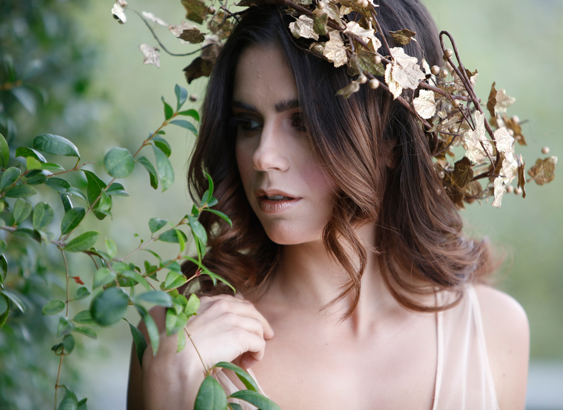 Abito da cerimonia donna con pietre preziose | Atelier Mariella Gennarino