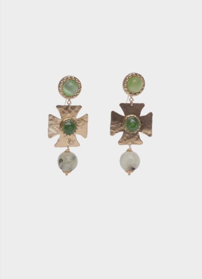 Orecchini croce barocco con pietre verdi Mariella Gennarino